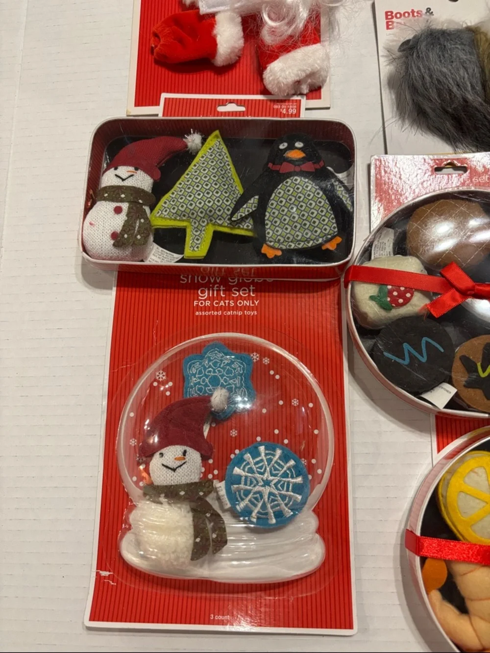 Catnip Toy Gift Tins! Mice, Santa Hat & boots, seafood, Xmas = 23 toys total!